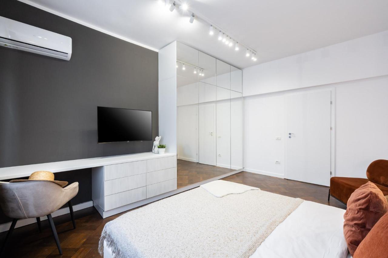 Elegant Two Bedrooms Apartment บูคาเรสต์ ภายนอก รูปภาพ