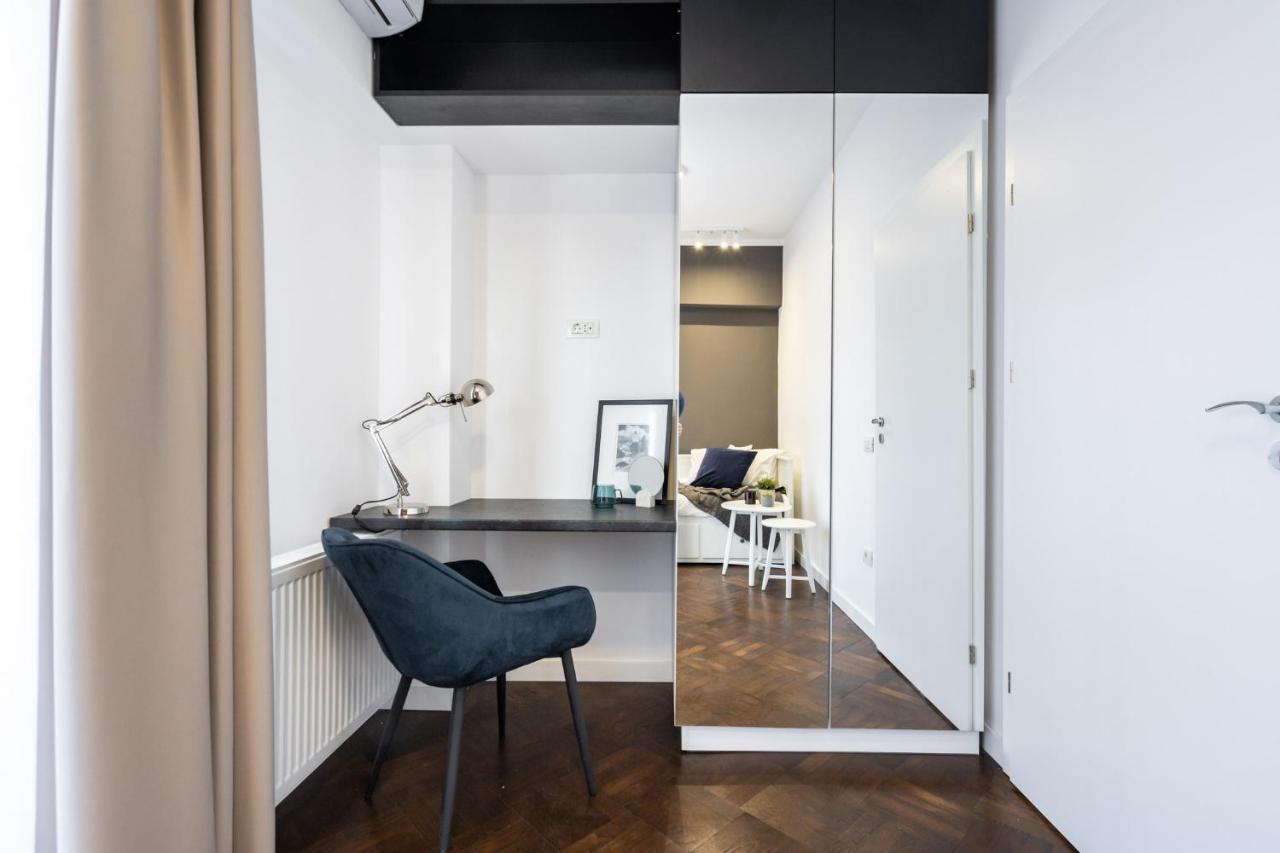 Elegant Two Bedrooms Apartment บูคาเรสต์ ภายนอก รูปภาพ