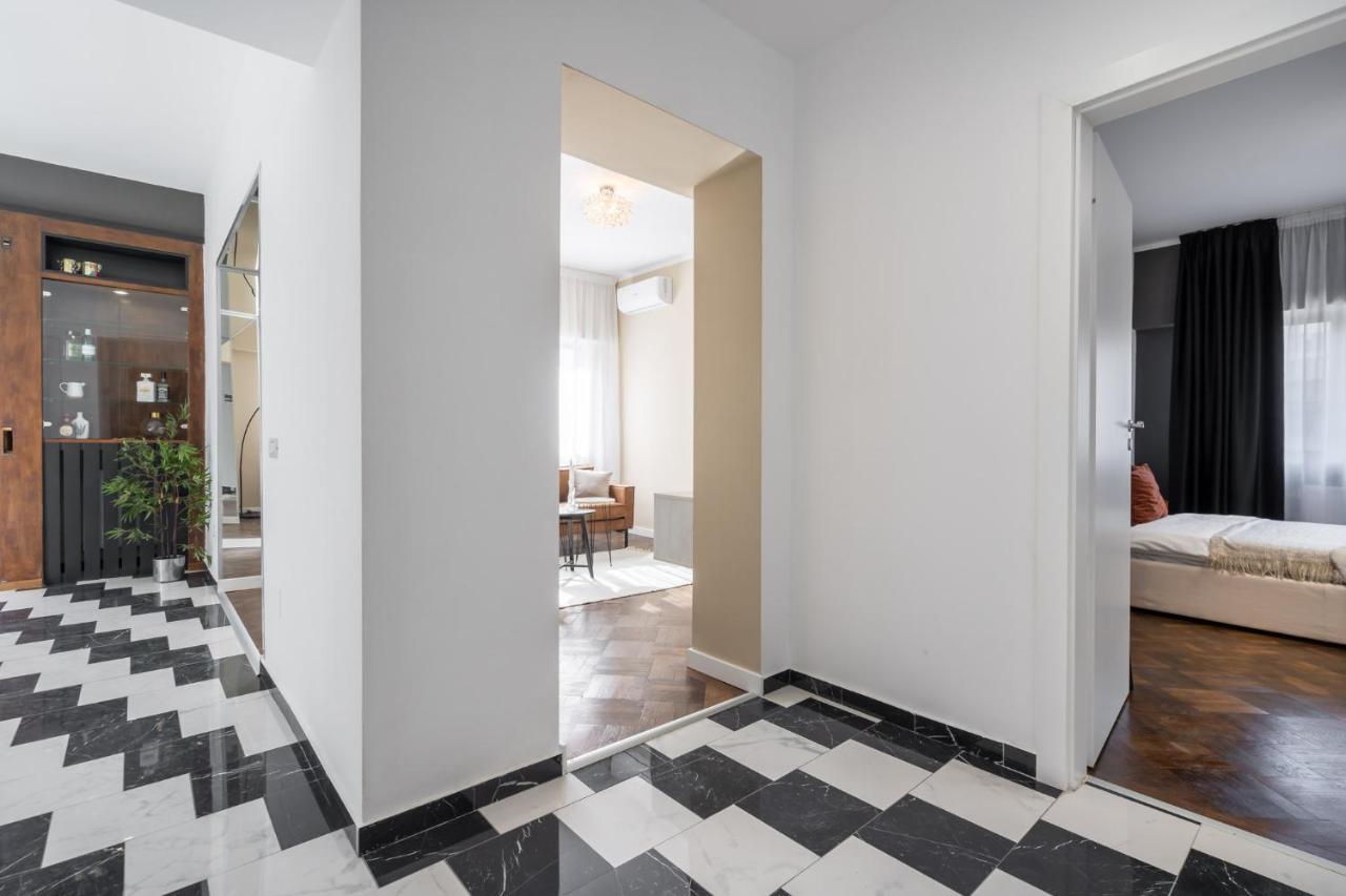 Elegant Two Bedrooms Apartment บูคาเรสต์ ภายนอก รูปภาพ