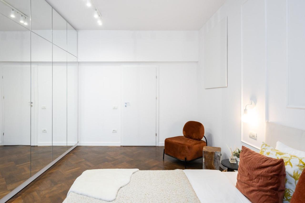 Elegant Two Bedrooms Apartment บูคาเรสต์ ภายนอก รูปภาพ