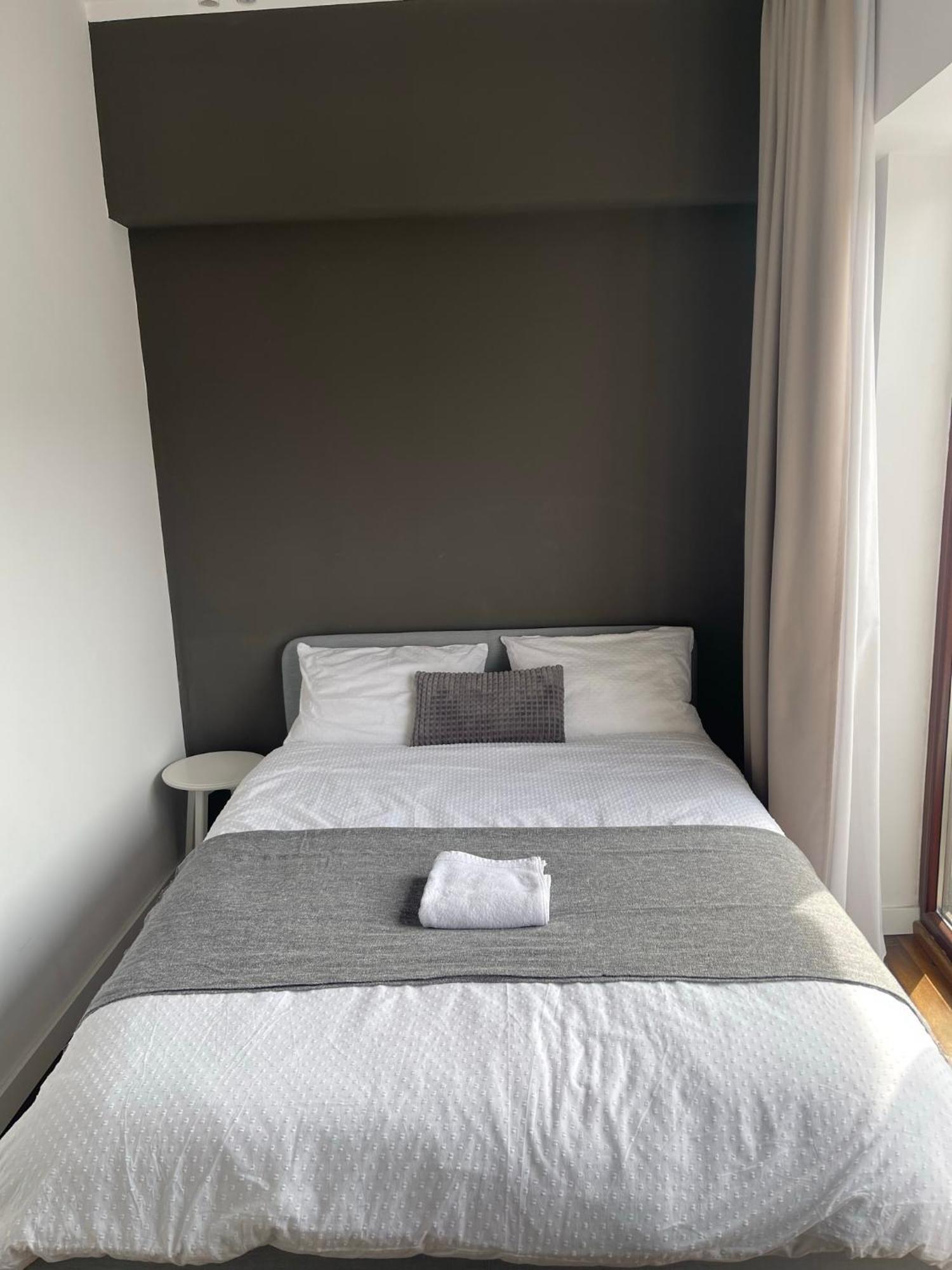 Elegant Two Bedrooms Apartment บูคาเรสต์ ภายนอก รูปภาพ